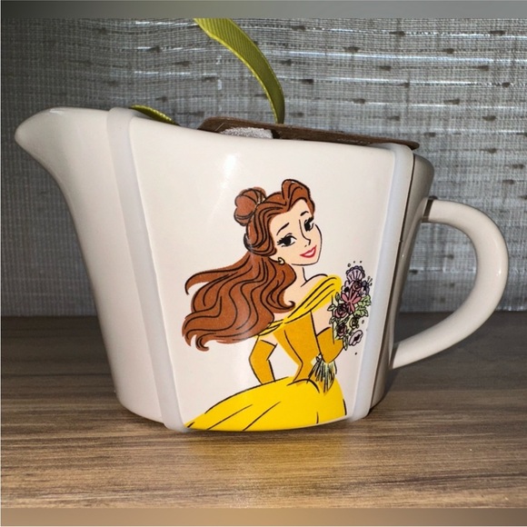 Rae Dunn Disney Princess Measuring Cups, Set of Four - Picture 7 of 8